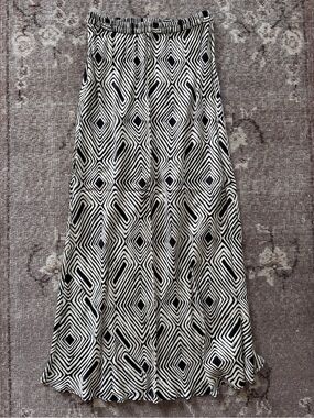 Zara Black & White Geometric Maxi Skirt